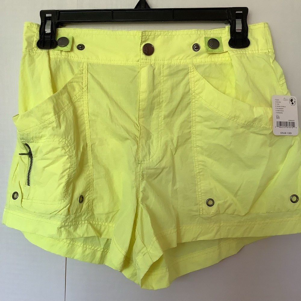 Free People Movement Women’s New Heights Neon Yellow Shorts Sz X-Small‎ NWT